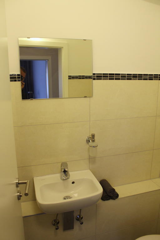 Slamba Hostel Аугсбург Номер фото